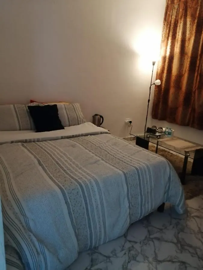 Tanih Place أبو ظبي منزل للإقامة