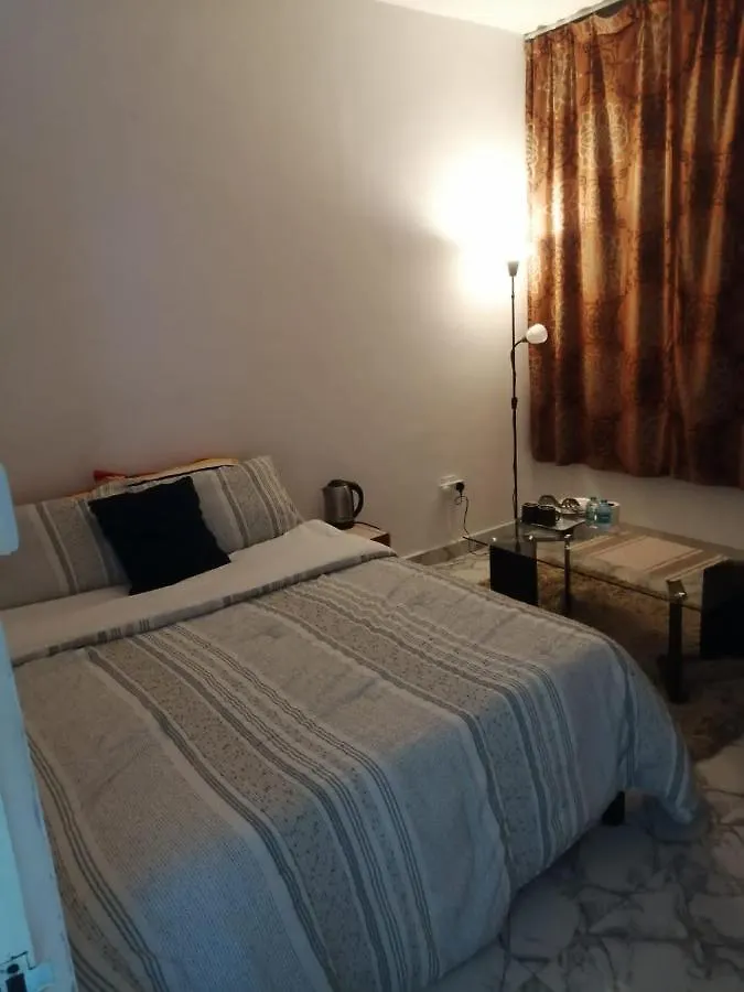 Tanih Place أبو ظبي منزل للإقامة